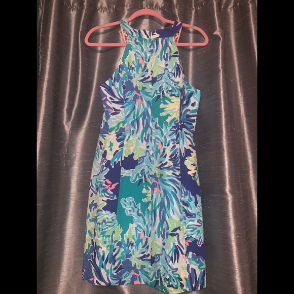 Lilly Pulitzer - Picture 2 of 3